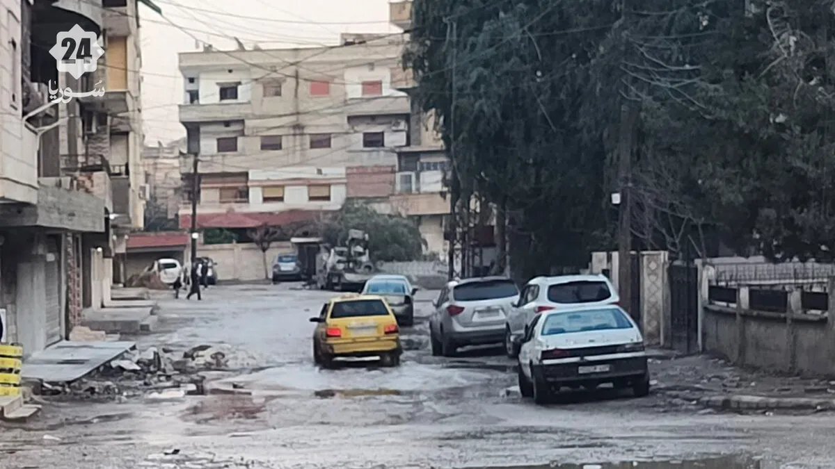 تدهور الطرق وتراكم النفايات: سكان تل حجر بالحسكة يطلقون صرخة استغاثة