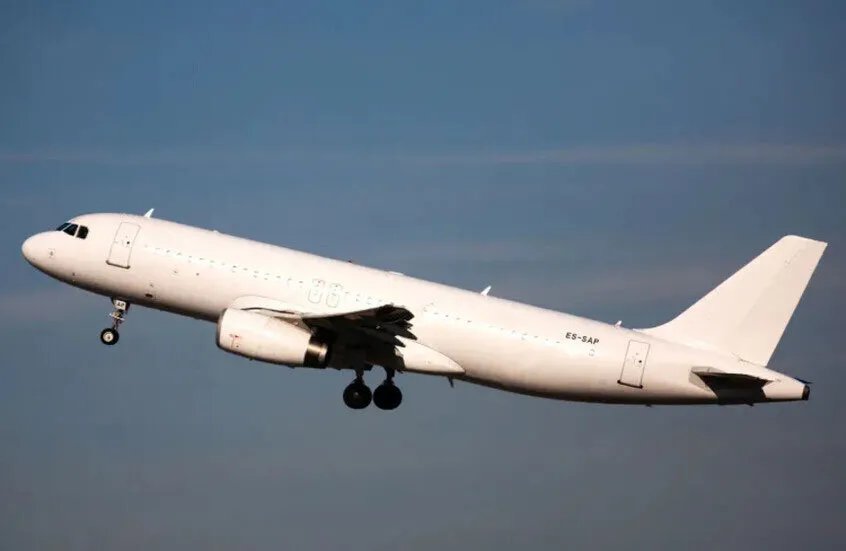 عطل فني يعيق وزير الزراعة الألماني ويؤجل زيارته إلى أمريكا