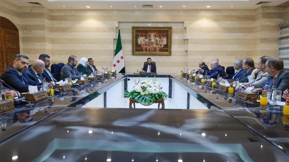 الرئيس الشرع يبحث مع مديري المصارف الخاصة سبل دعم القطاع المصرفي وتنشيطه