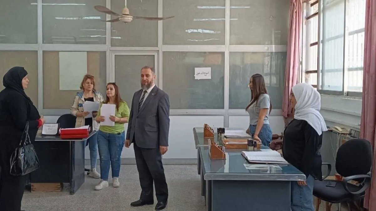 مديرية تربية اللاذقية توضح تفاصيل تعميم الدوام الكامل للمعلمين وتخفف حدة الجدل