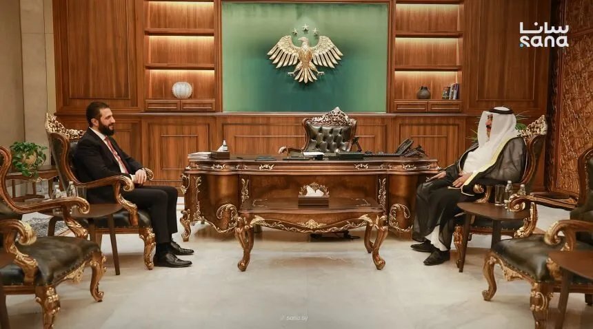 الرئيس الشرع يستقبل الشيخ مانع حميدي الجربا ويناقش الأوضاع في المنطقة الشرقية