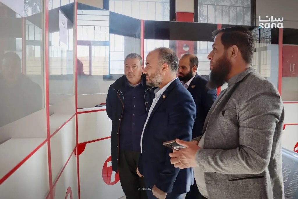 تسهيلًا على المواطنين: افتتاح مركز النافذة الواحدة للشؤون المدنية في تلبيسة بريف حمص