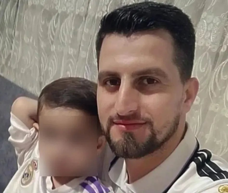 مقتل شاب سوري برصاص قوات تركية أمام أطفاله في هاتاي: تفاصيل مروعة