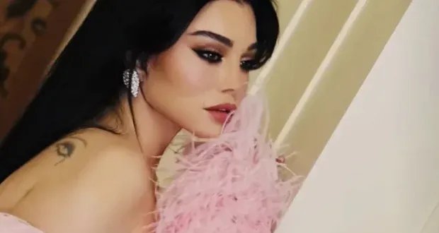 هيفاء وهبي تشعل الرياض بإطلالة مبهرة وبرقع يتصدر الترند