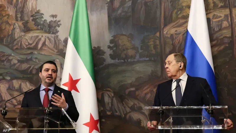 الشيباني يكشف عن مفاوضات مع روسيا لإعادة تنظيم العلاقات ومستقبل قاعدتي حميميم وطرطوس