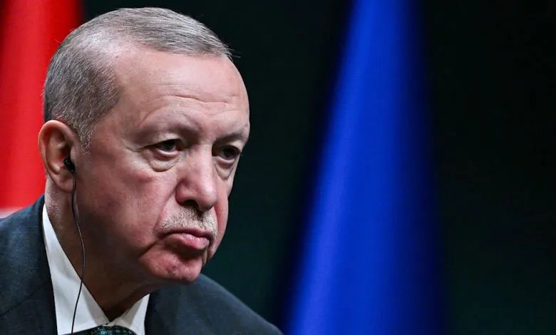 تركيا تحذر من مخاطر الوضع في سوريا وتنتقد الدور الإسرائيلي وتشكك في ضمانات أمريكا