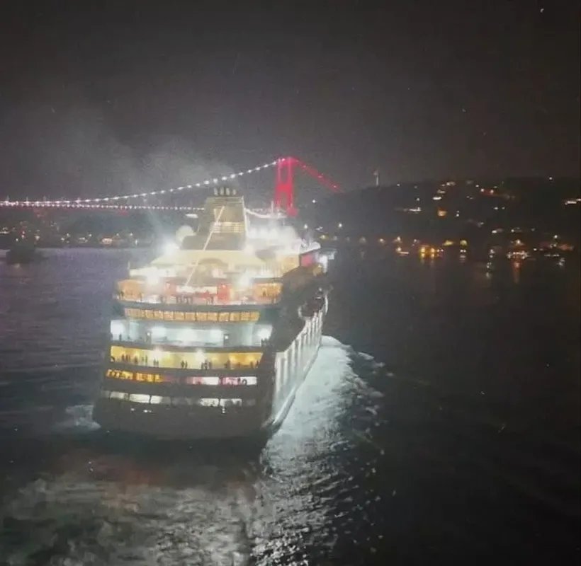 تركيا تمنع سفينة روسية من الرسو في إسطنبول وسط توترات بحرية محتملة