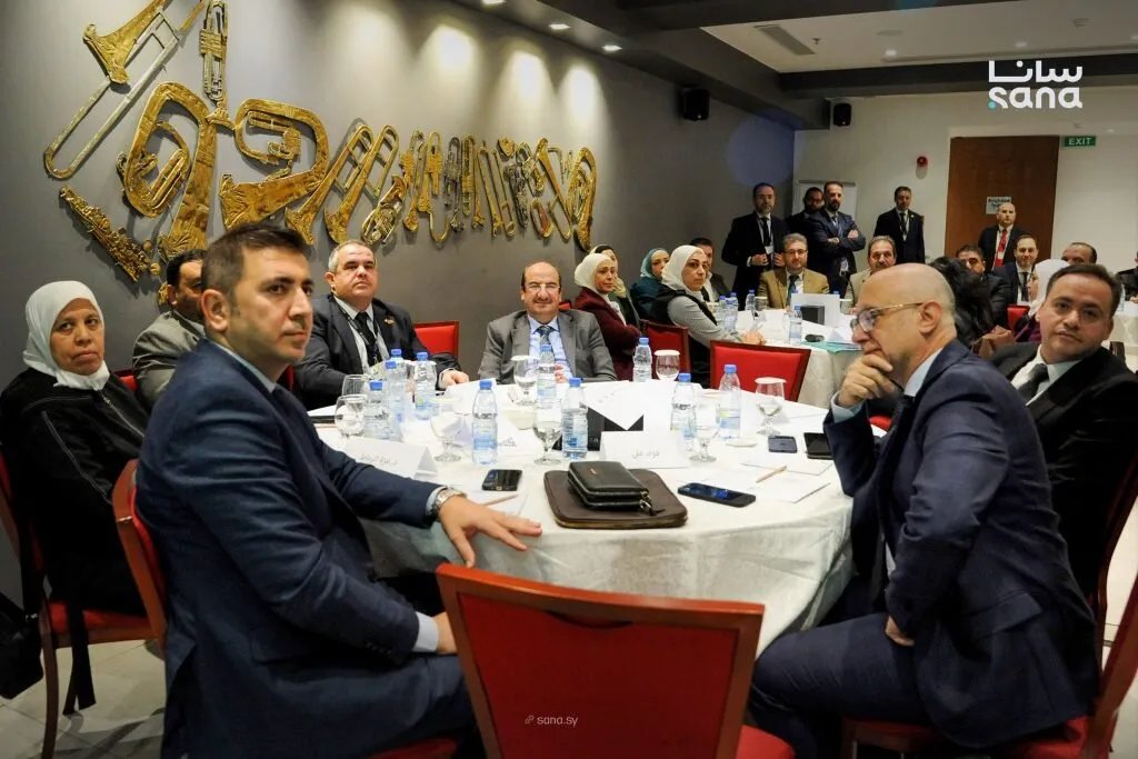 المصرف المركزي السوري يناقش خارطة طريقه للسنوات الخمس القادمة لتعزيز الاستقرار المالي