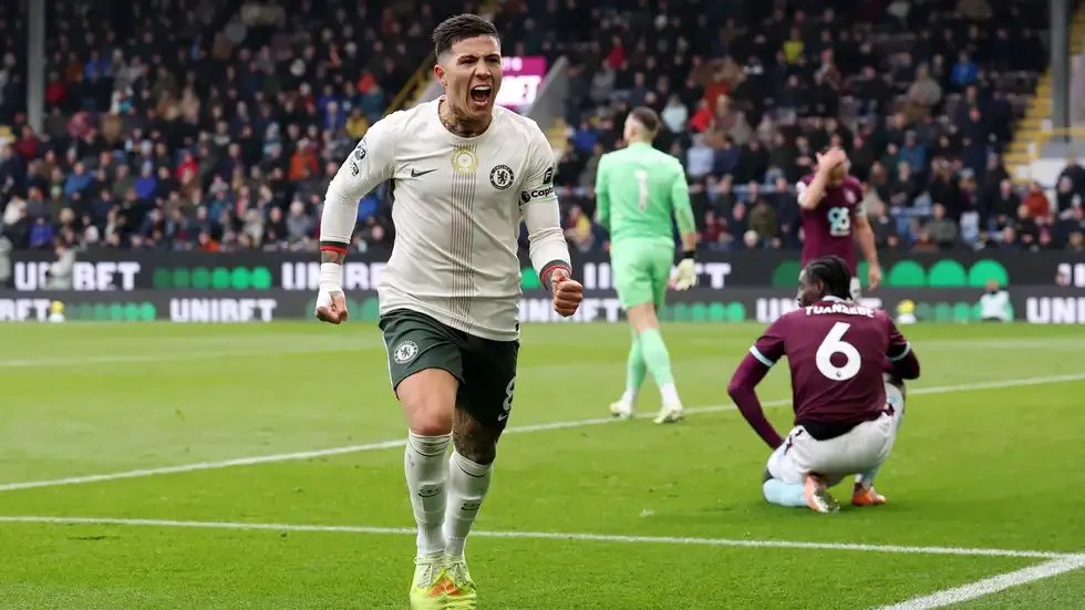 تشيلسي ينتزع فوزاً ثميناً ويصعد مؤقتاً إلى وصافة الدوري الإنجليزي الممتاز