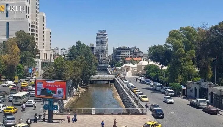 خبير يكشف عن آلية لرفع العقوبات عن سوريا مع بند العودة التلقائية