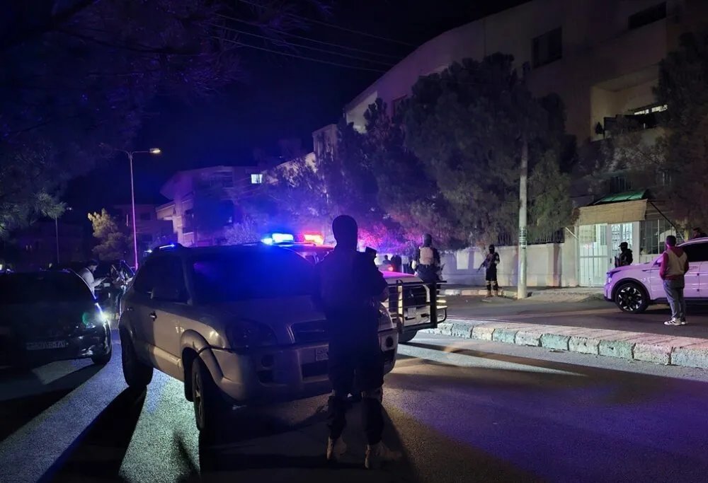 مقتل 4 مدنيين في عملية سطو مسلح بدير عطية.. والشرطة تلاحق الجناة