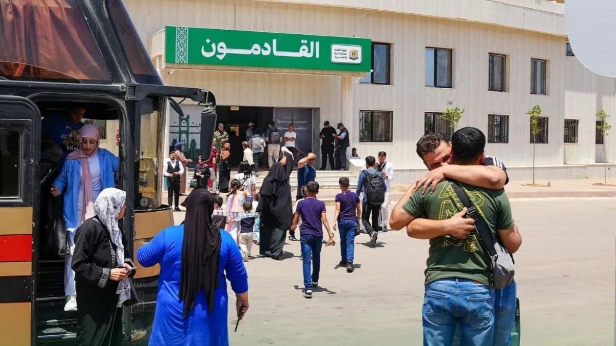 تراجع ملحوظ في أعداد اللاجئين السوريين العائدين من الأردن: ما الأسباب؟