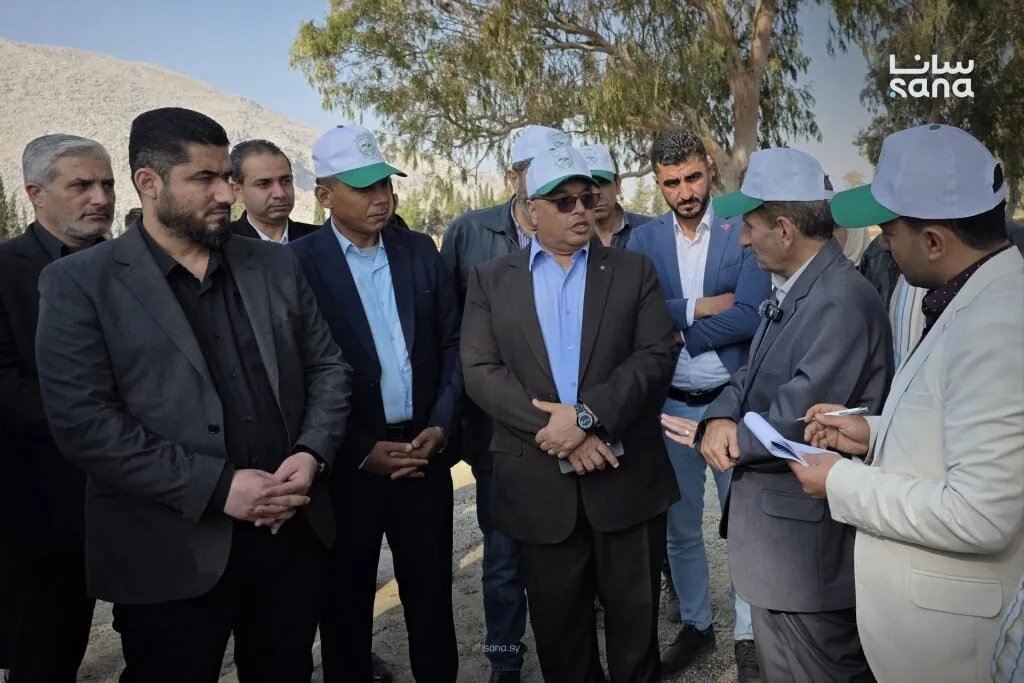 إدلب تستعيد خضرتها: حملة واسعة لزراعة 200 ألف شجرة زيتون