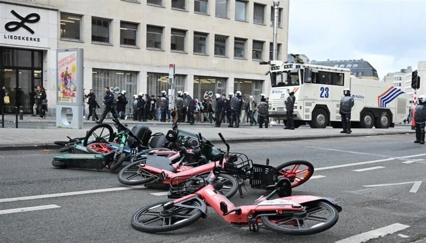 بلجيكا تشلّها الإضرابات: ثلاثة أيام من الاحتجاجات النقابية ضد إصلاحات الموازنة