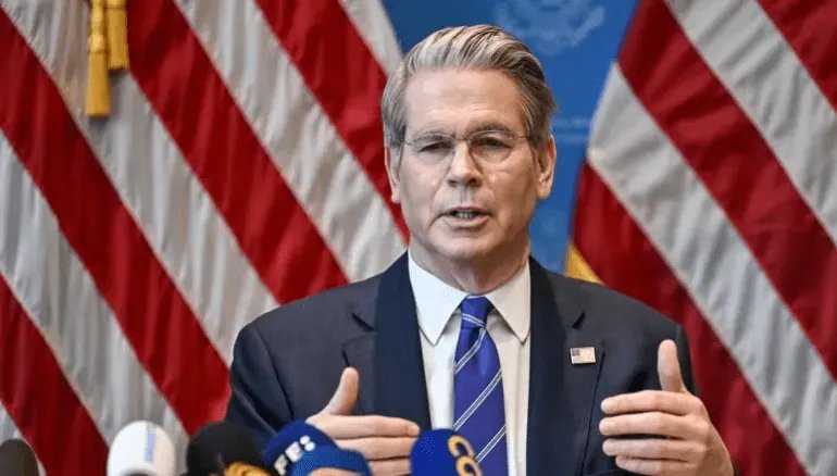 الإغلاق الحكومي يكلف الاقتصاد الأمريكي 11 مليار دولار: تفاصيل وتداعيات