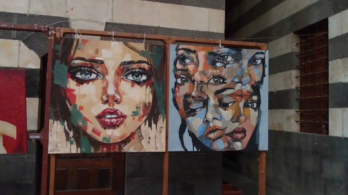 خان أسعد باشا بدمشق يحتضن معرض "ريشة وتراث" الفني