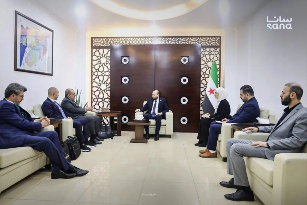 وزير الطاقة السوري يبحث مع شركة الهلال الإماراتية فرصًا واعدة للاستثمار في قطاع النفط