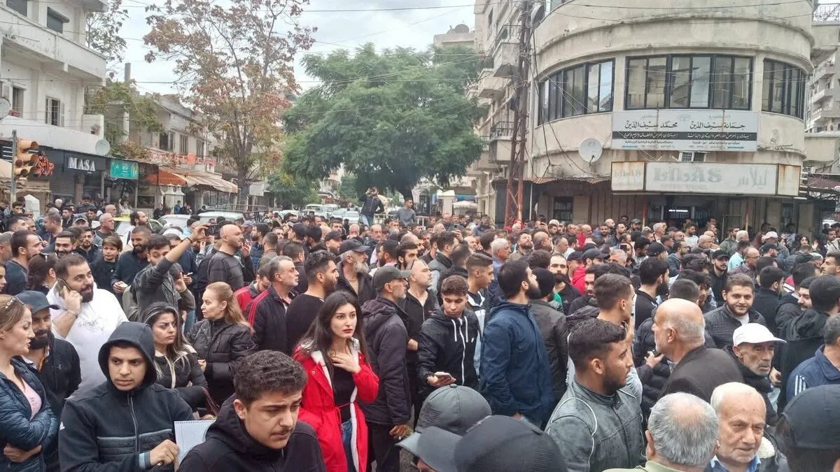 مظاهرات في الساحل السوري: هل هي مطالب شعبية أم أجندات خفية؟