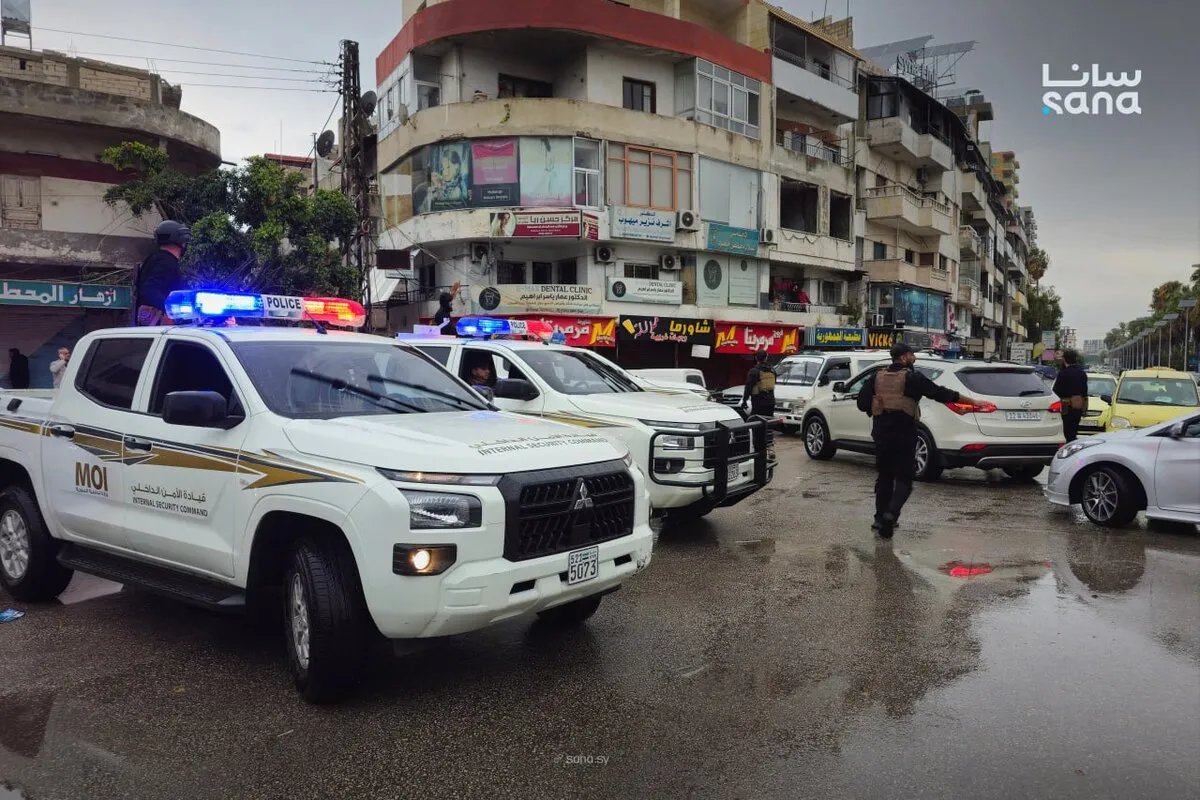 الداخلية السورية تعلن تفكيك خلية تابعة لـ"داعش" في عفرين وضبط أسلحة ومتفجرات