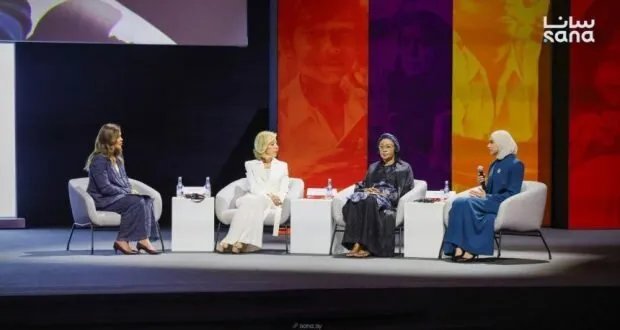 السيدة لطيفة الدروبي في قمة وايز 2025: المعرفة أساس نهضة سوريا ومستقبلها