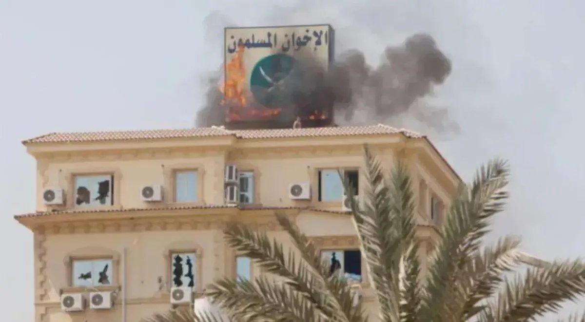 ترمب يوجه بدراسة حظر فروع «الإخوان»: ما الدلالات والتداعيات المحتملة؟