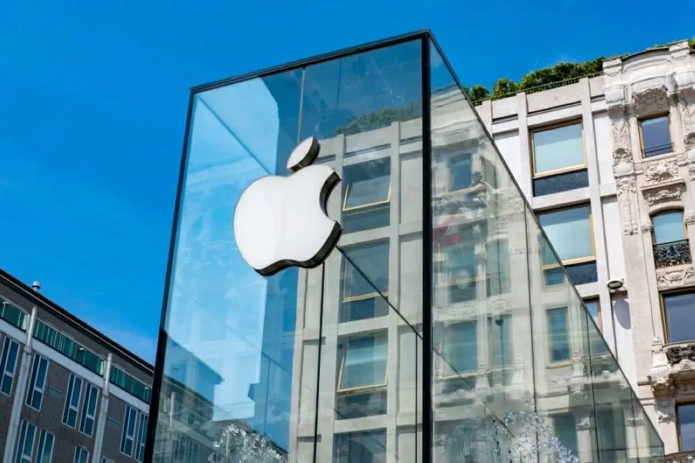 إعادة هيكلة في "أبل" وإلغاء وظائف في قسم المبيعات