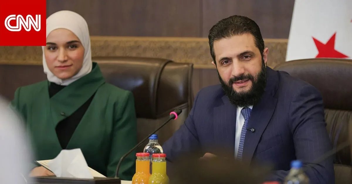 تصريح للرئيس السوري المؤقت يثير جدلاً: "كن وحشاً مثل أبيك"