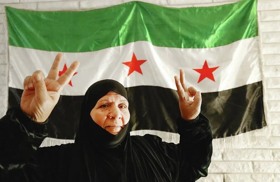 "خنساء حوران" تنفي منعها من دخول سوريا وتكشف تفاصيل تأخر عودتها: شوق للوطن ينتظر جواز السفر