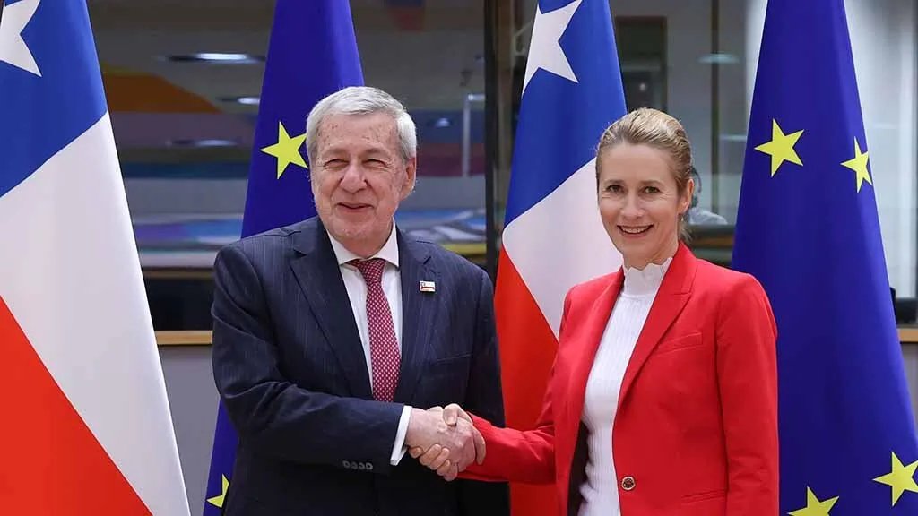 الاتحاد الأوروبي وتشيلي يطالبان بالتقيد التام بوقف إطلاق النار في غزة وتجنب التصعيد