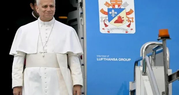 زيارة البابا إلى تركيا ولبنان: هل تحمل بشائر انفراج في العلاقات المسيحية؟