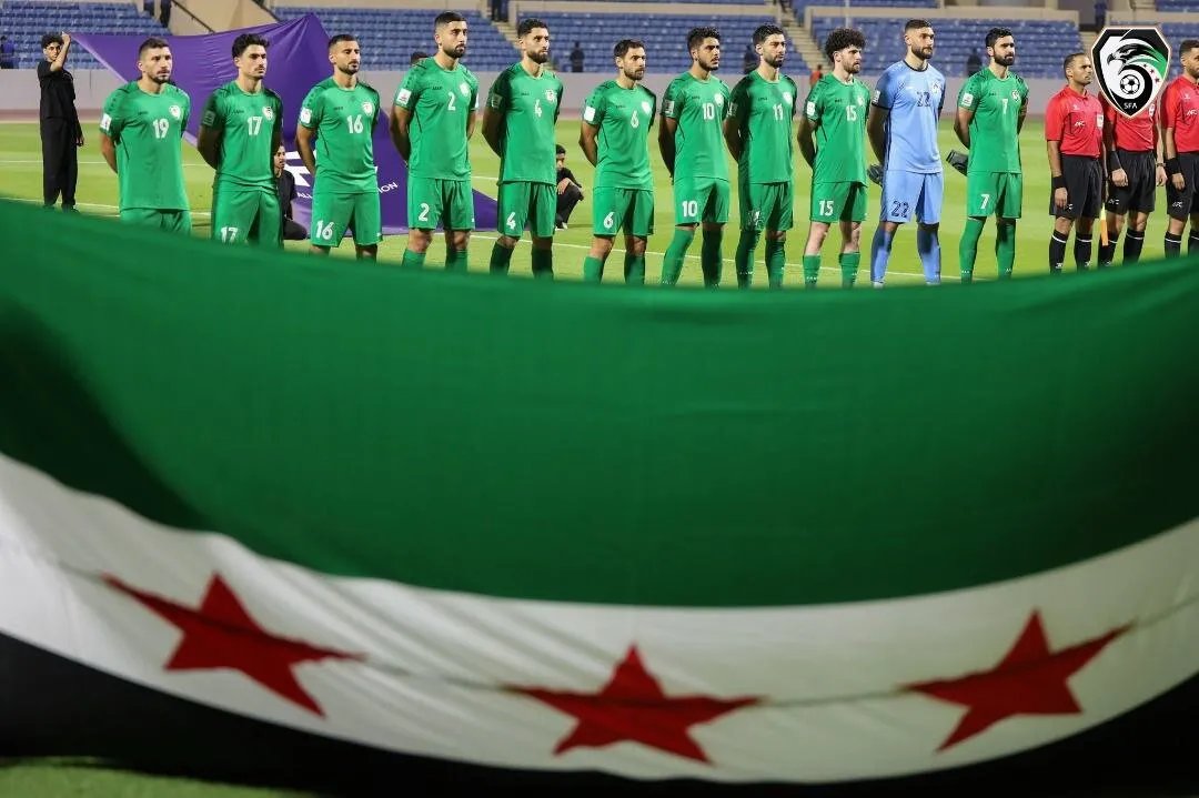 عمر خريبين ينضم إلى معسكر المنتخب السوري في الدوحة استعدادًا لكأس العرب