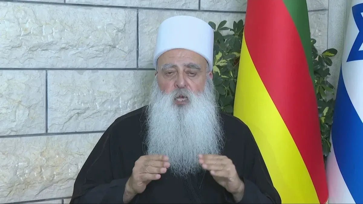 الشيخ موفق طريف يدعو ترامب للعب دور في حماية الأقليات بسوريا