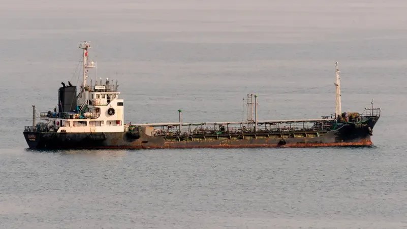 مصدر أمني أوكراني يعلن مسؤولية كييف عن استهداف ناقلات روسية في البحر الأسود