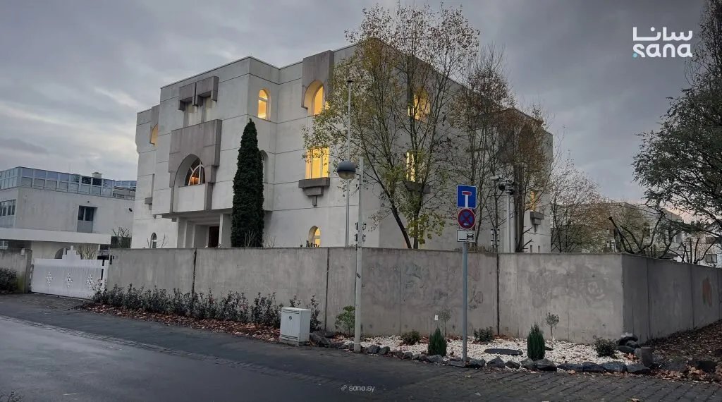 تسارع وتيرة العمل لافتتاح القنصلية السورية في بون وتقديم خدمات متطورة للجالية