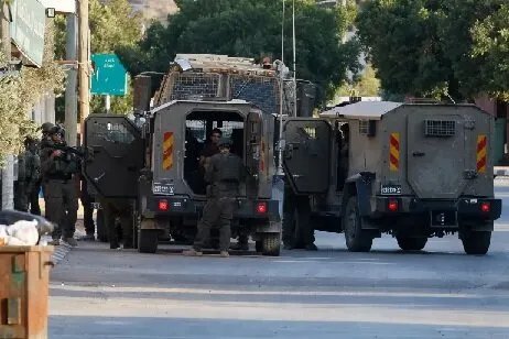 حماس تدين الاقتحامات الإسرائيلية في الضفة وتعتبرها "جرائم حرب" وتدعو إلى التصدي