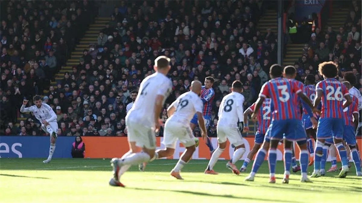 مانشستر يونايتد ينتصر على كريستال بالاس في مباراة مثيرة بالدوري الإنجليزي الممتاز