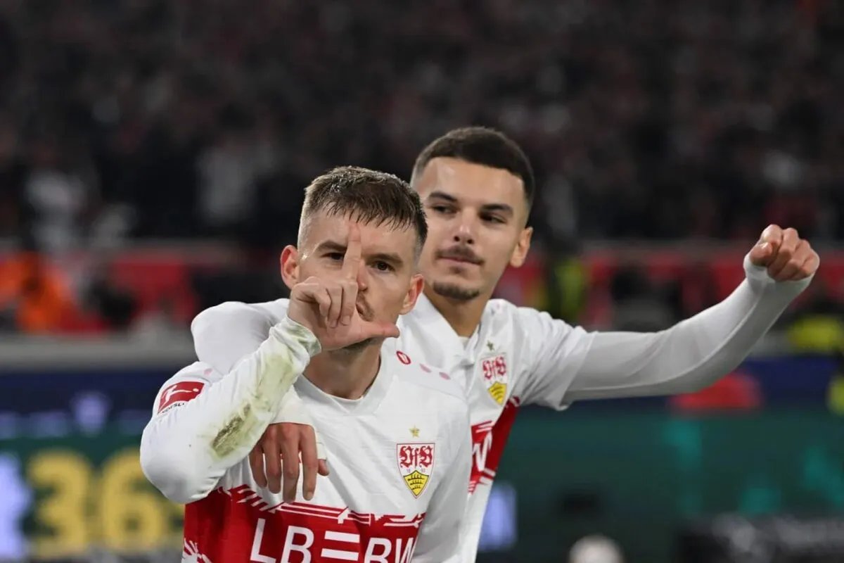 الدوري الألماني: هامبورغ يفاجئ شتوتغارت بفوز قاتل