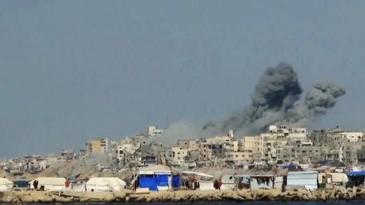 تصعيد مستمر: الاحتلال الإسرائيلي يخرق اتفاق وقف إطلاق النار في غزة بعمليات قصف ونسف