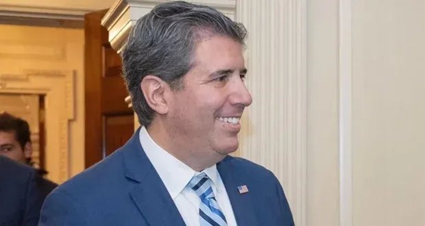 نائب وزير الخارجية الأميركي يصل العراق ويستهل جولة إقليمية بلقاءات في بغداد وأربيل وأنقرة وتل أبيب