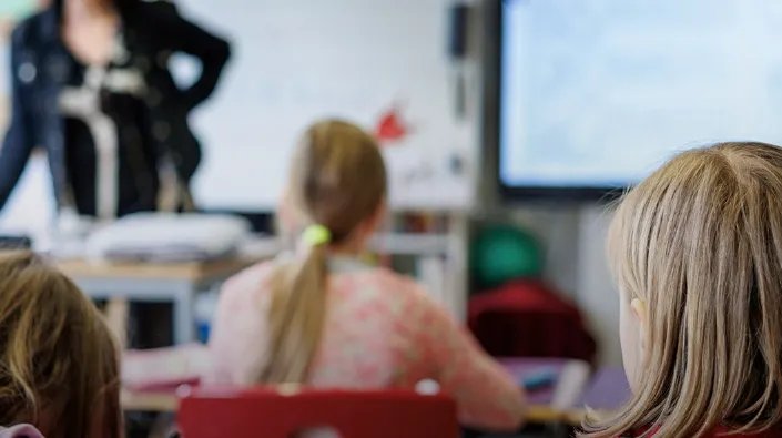 تحذير خطير من ألمانيا: أكثر من 1100 معلم يكشفون عن تدهور مهارات أساسية لدى تلاميذ المدارس