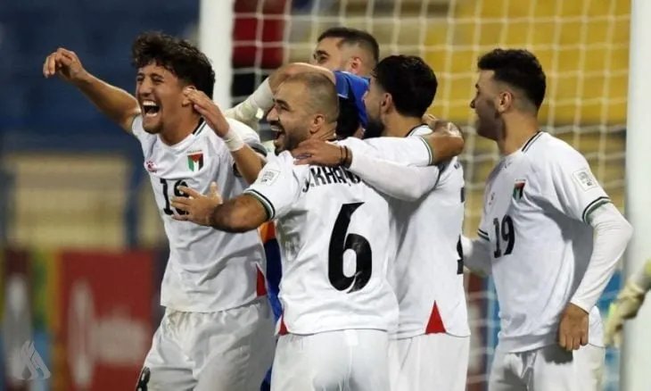 مفاجأة في كأس العرب: منتخب فلسطين يهزم قطر بهدف قاتل