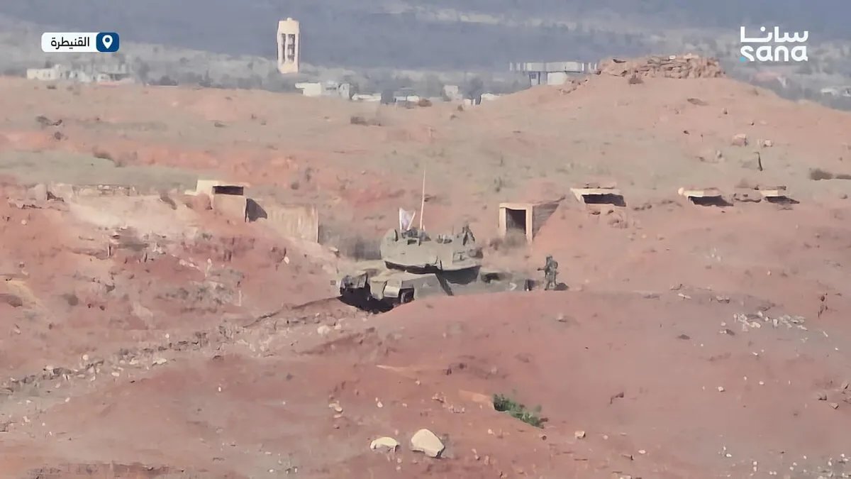 توغل إسرائيلي جديد: قوات الاحتلال تقتحم تلة الحمرية في ريف القنيطرة الشمالي