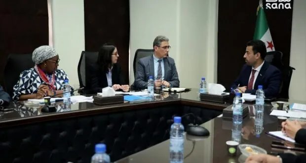 وزارة الصحة السورية واليونيسف تبحثان تعزيز التعاون في مجال الرعاية الصحية وإعادة تأهيل المراكز
