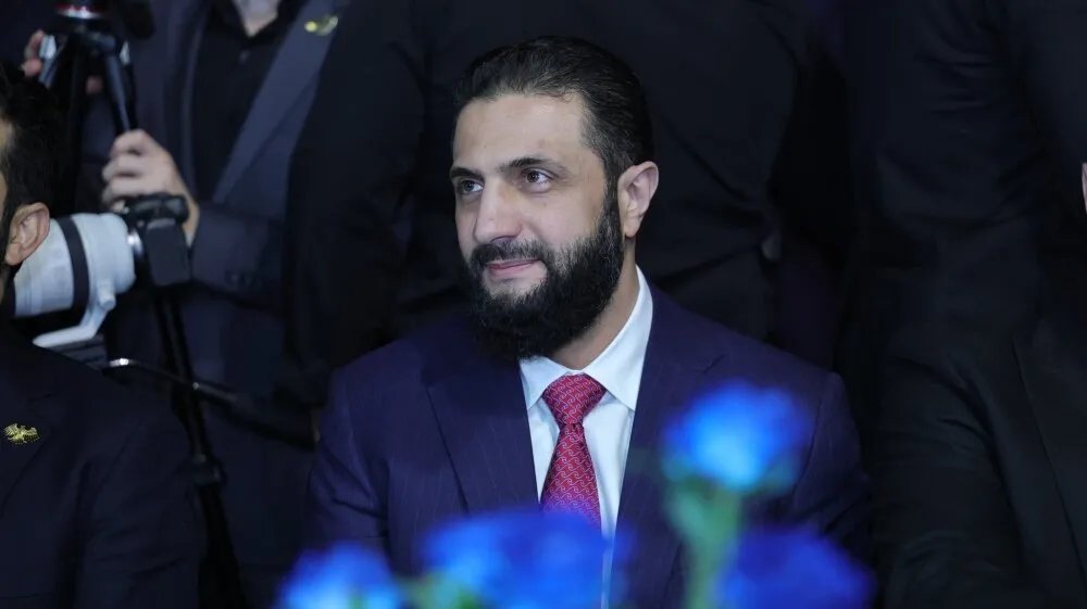 الرئيس الشرع يحتفي بانتصار المنتخب السوري على تونس ويعد بدعم شامل للرياضة