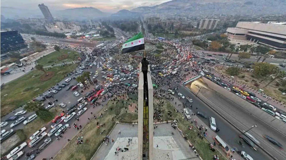 عام على الدبلوماسية السورية الجديدة: كيف أعادت دمشق صياغة سياستها الخارجية؟