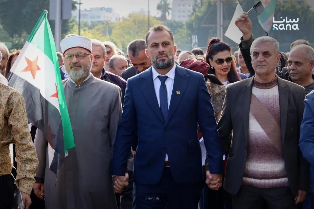 طرطوس تحتفي بالذكرى الأولى للتحرير: تكريم للمتفوقين ومعرض للمرأة العاملة يتألق