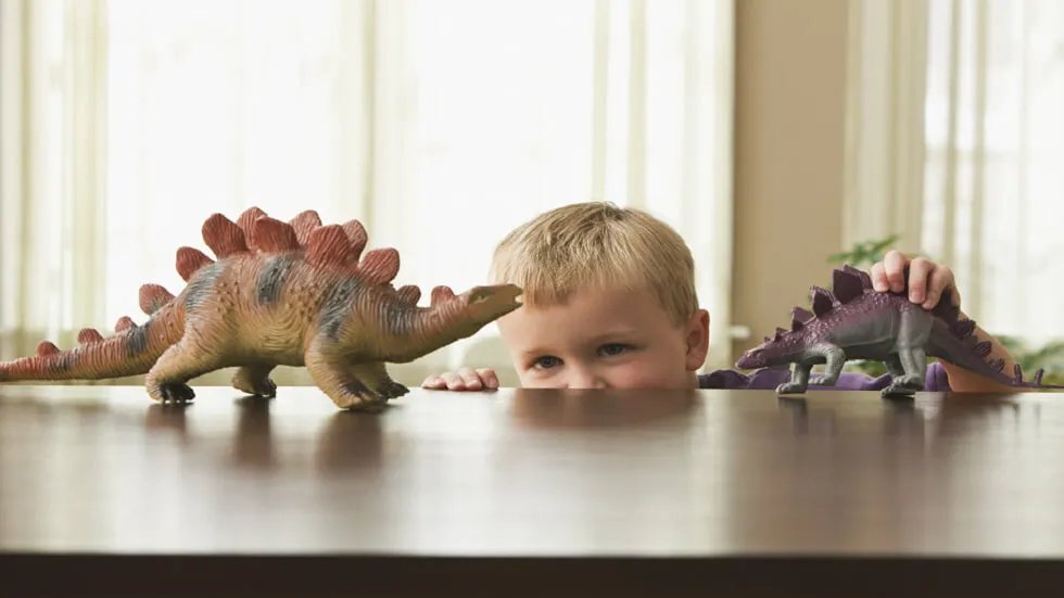 تحذير من سموم الألعاب: مواد كيميائية خطيرة تهدد نمو الأطفال