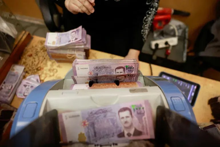 الدولار يواصل ارتفاعه: أسعار الصرف والذهب مقابل الليرة السورية اليوم