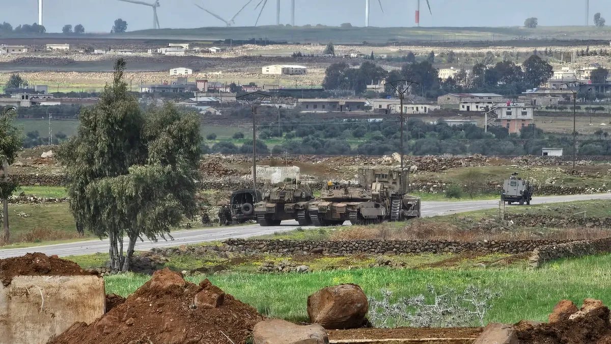 توغل إسرائيلي في عدة قرى بريف القنيطرة وإقامة حاجز مؤقت