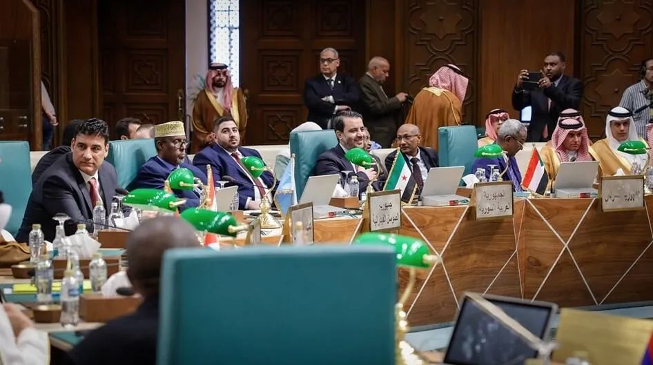حدث تاريخي: سوريا تشارك بوزير خارجيتها في قمة جامعة الدول العربية بالقاهرة لأول مرة